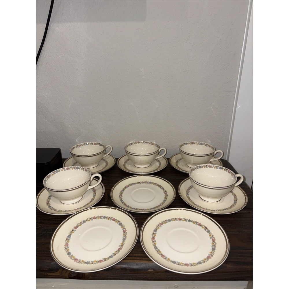 Vintage Homer Laughlin Cashmere Eggshell Georgian Set Of 5 Teacups And 8 Saucers